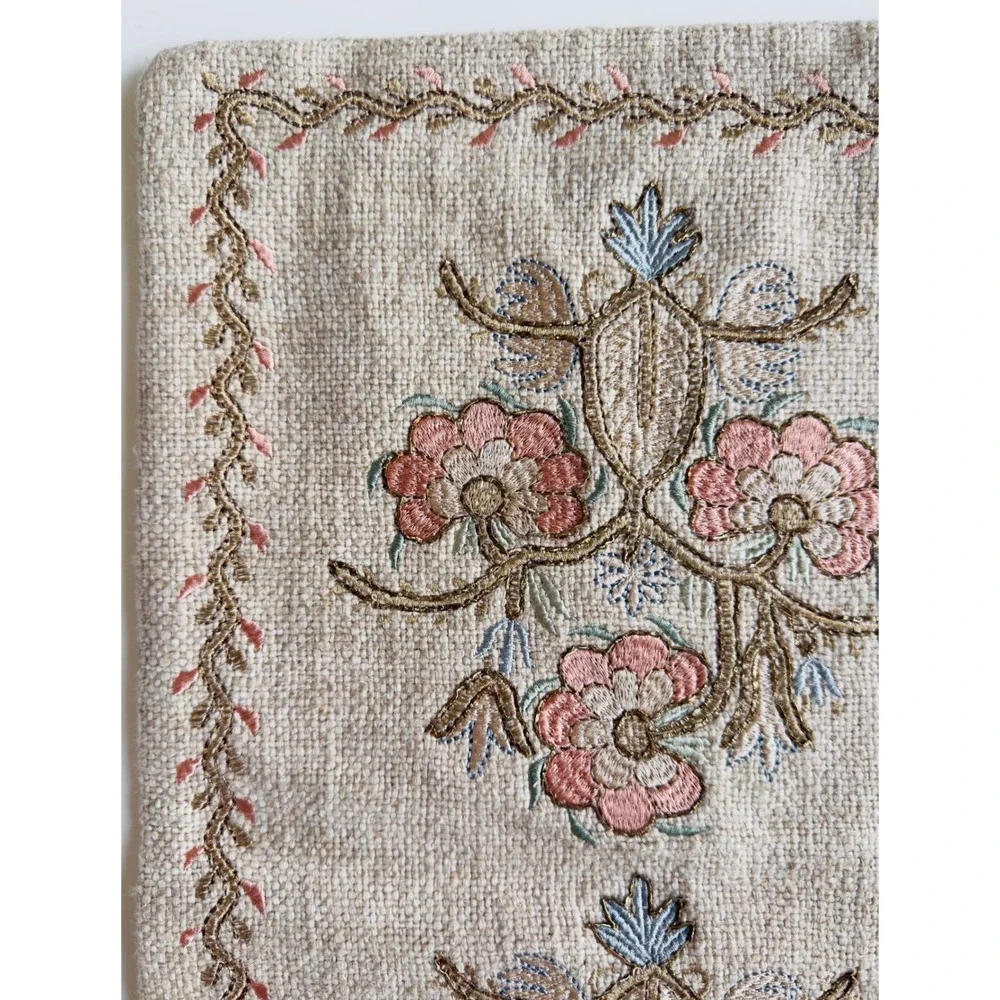 Pottery Barn Saige Embroidered Cotton/Linen 20